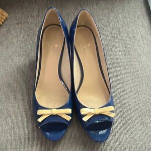 Kate Spade Navy Patent wedges, size 7.5 with bow detail